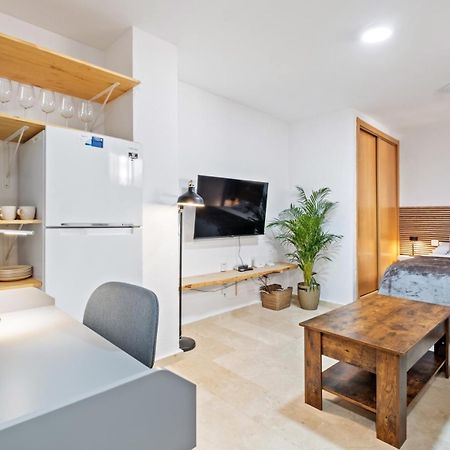 Modern And Comfortable Studio Малага Екстериор снимка