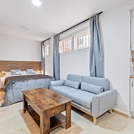 Modern And Comfortable Studio Малага Екстериор снимка
